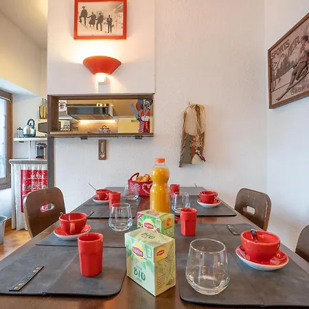 Apartment Le Pavillon By Interhome Chamonix